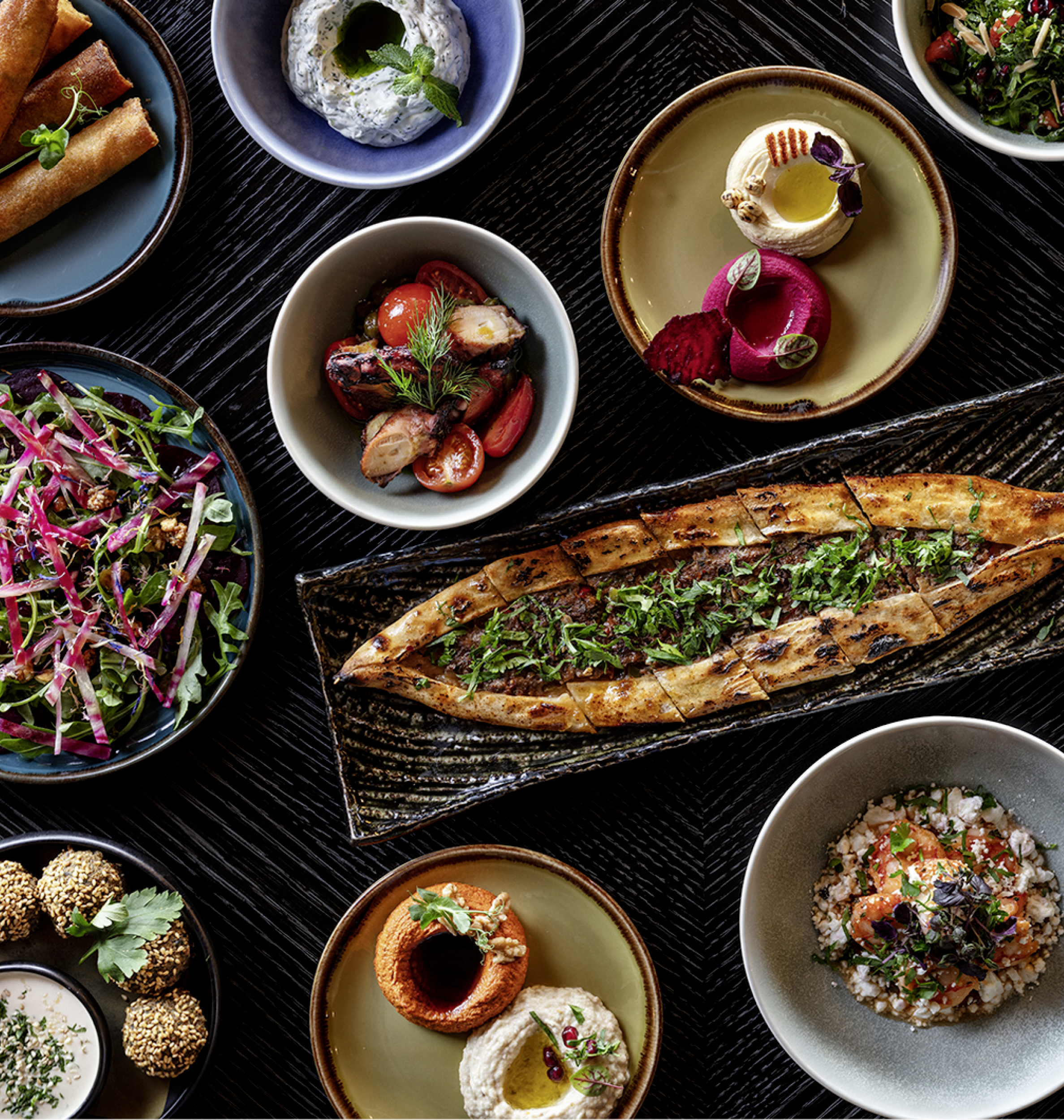 Ref-Restaurant-FIVE-lev-Kueche_570x600px
